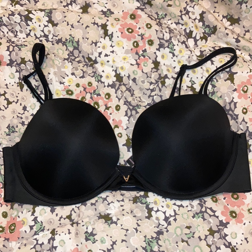 Women’s Victoria’s Secret Black Very Sexy Push Up Bra